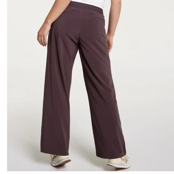CALIA TrueLight Wide Leg Trouser - Picture 2 of 5